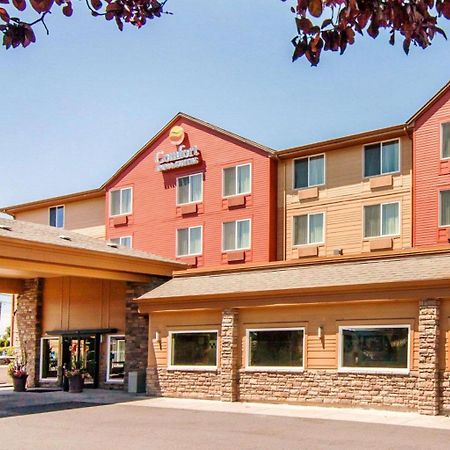 Comfort Inn & Suites-Portland Airport エクステリア 写真