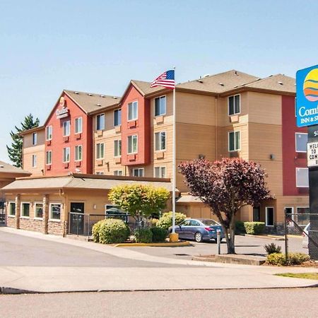 Comfort Inn & Suites-Portland Airport エクステリア 写真