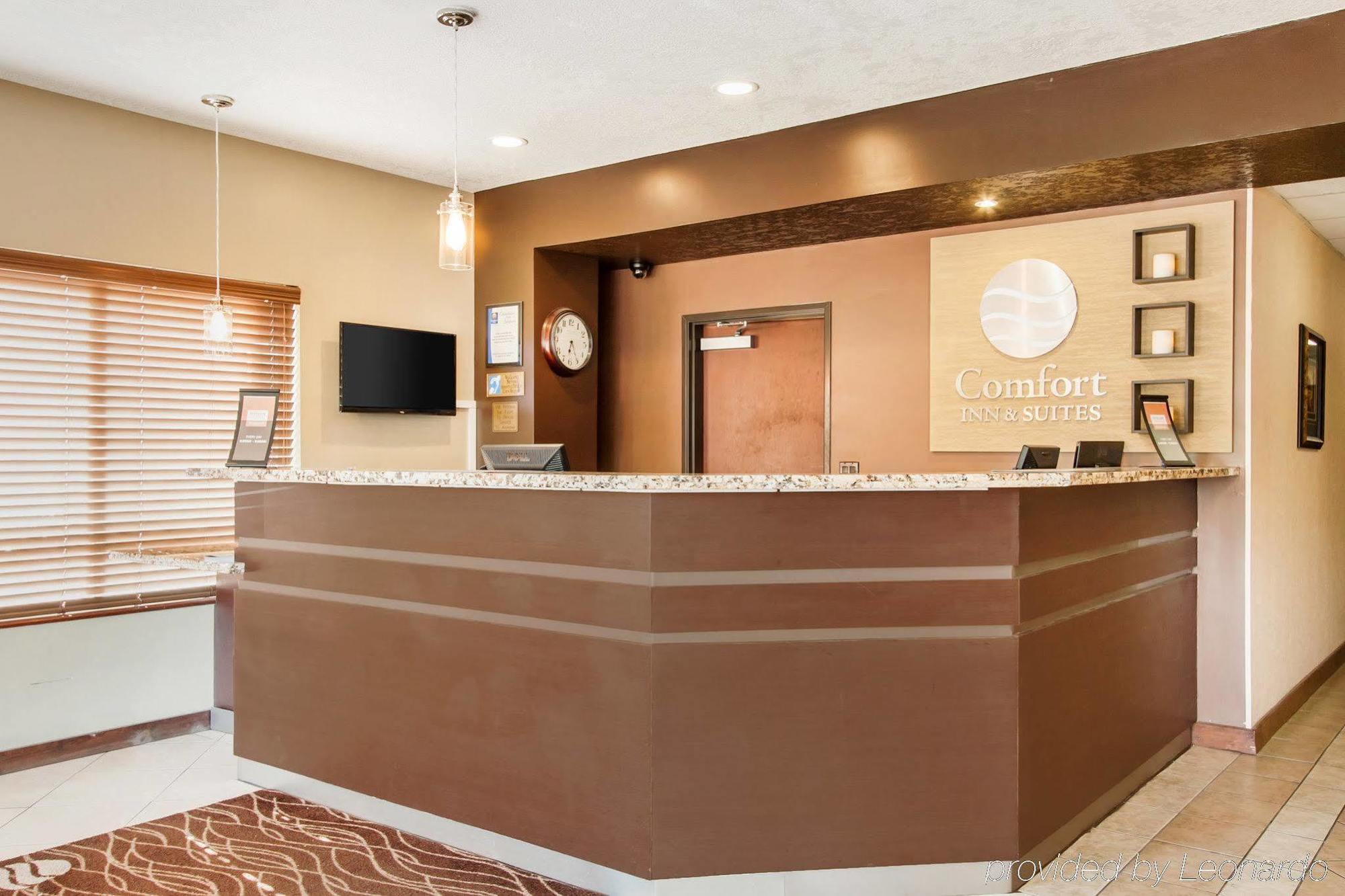 Comfort Inn & Suites-Portland Airport エクステリア 写真